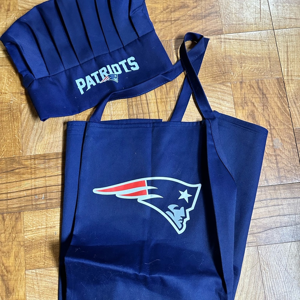 New England Patriots Navy Apron and Chef Hat Set